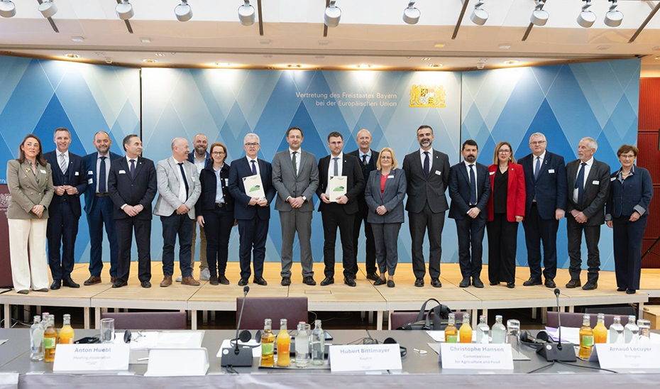 Andalucía defiende en Bruselas que las regiones sean clave para decidir el diseño de la nueva PAC